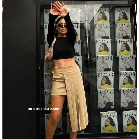 ZARA BLOGGER FAVE!!! Asymmetrical High-Waisted Skirt NWT LAST ONE!!! - Picture 1 of 16